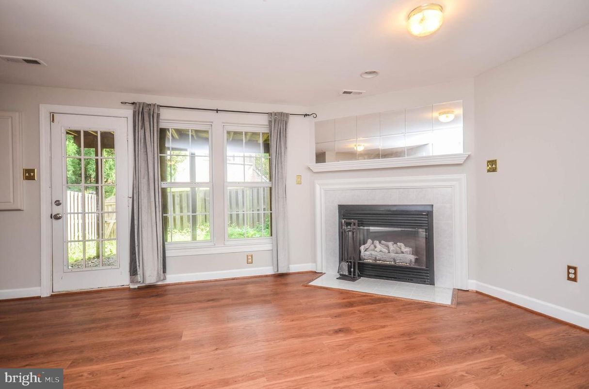 Empty room, Fireplace, Interior, Wood Texture Flooring