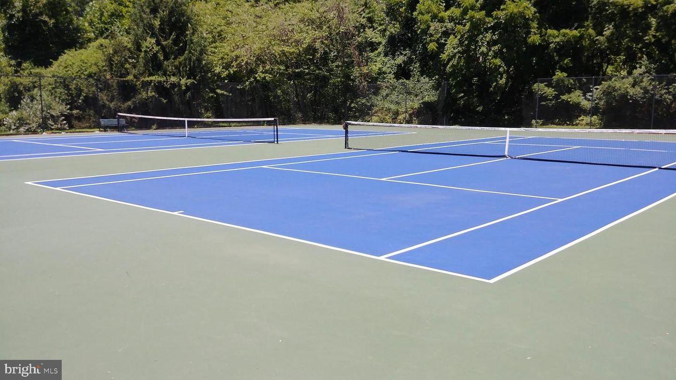 Exterior, Tennis Courts