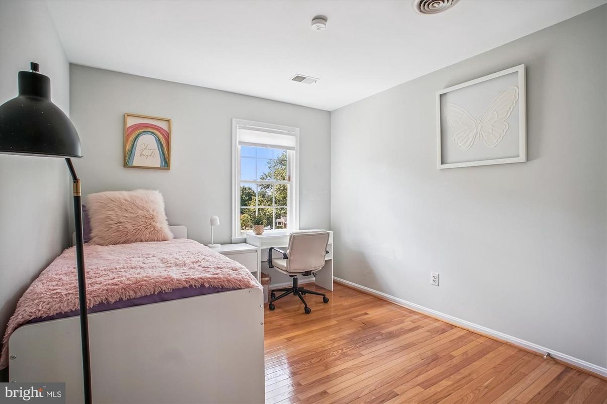 Bedroom, Home Office, Interior, Wood Texture Flooring