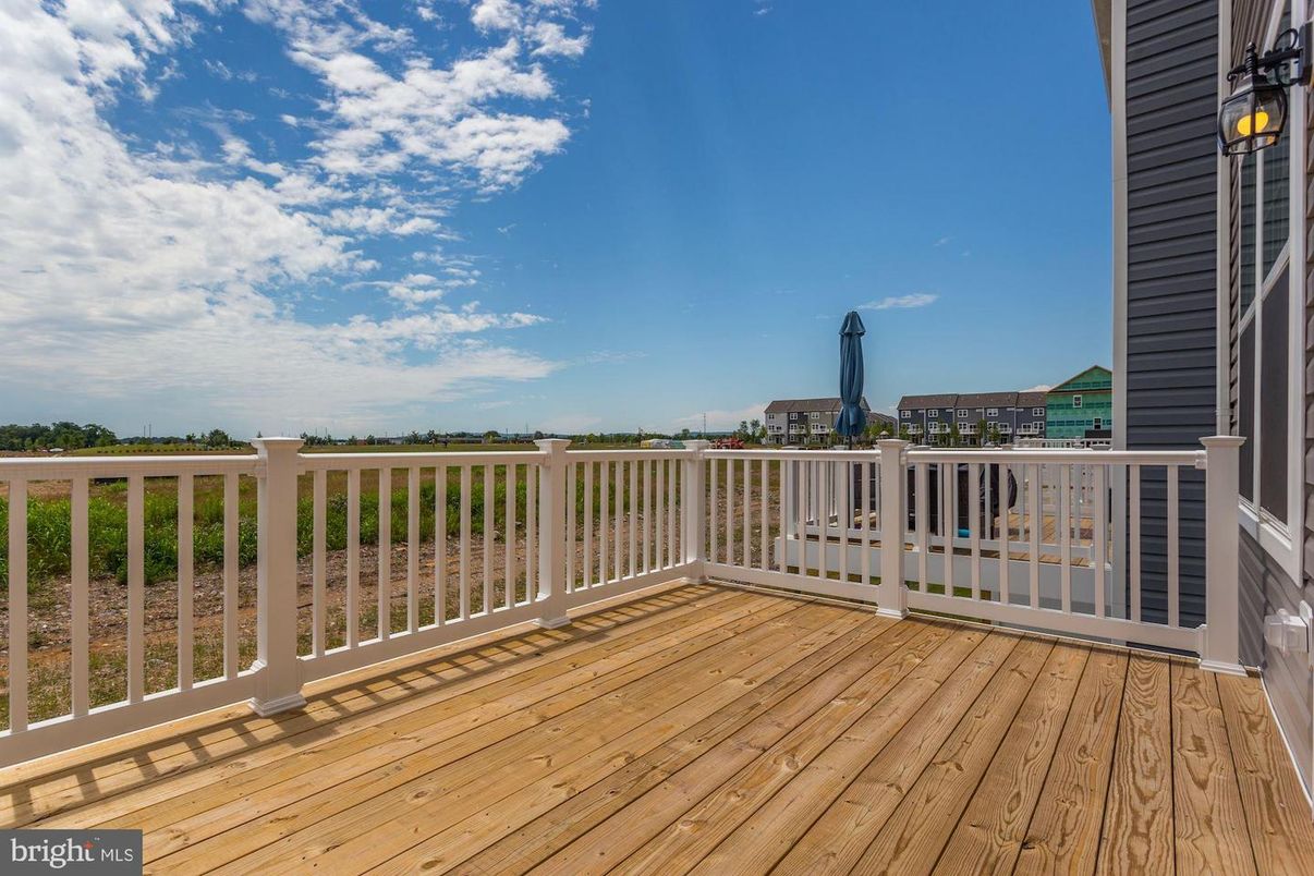 Exterior, Wood Texture Flooring