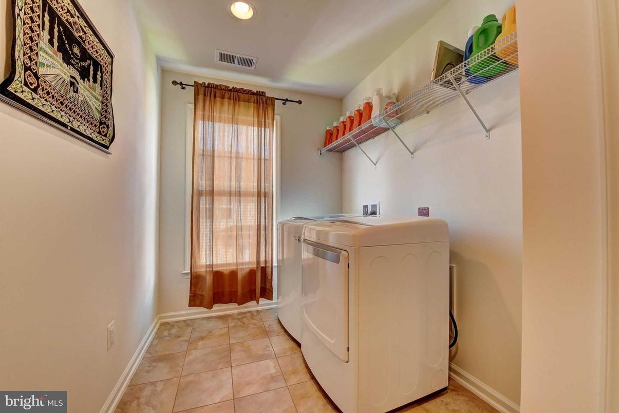 Interior, Recessed Lighting, Washer
