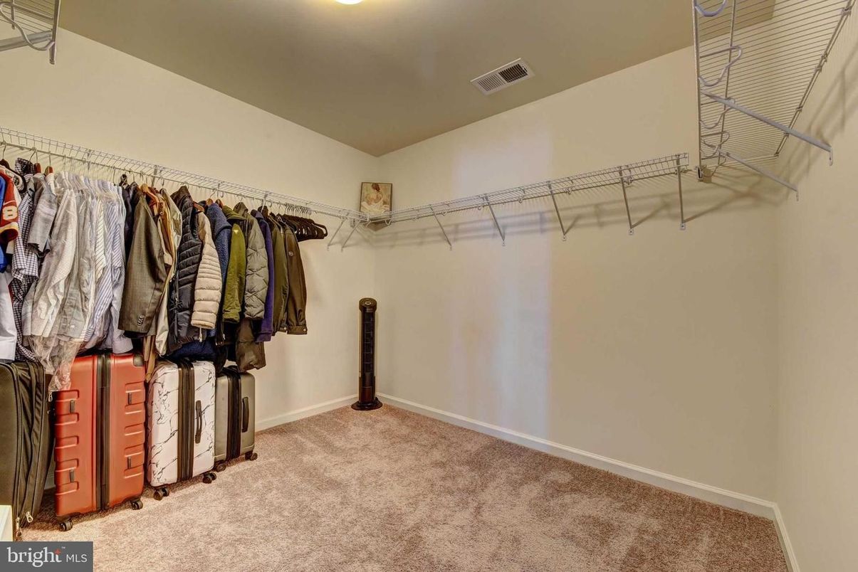 Interior, Walk-in Closets