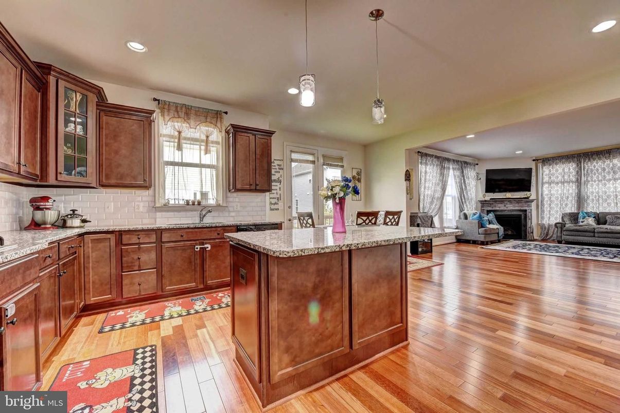 Fireplace, Interior, Kitchen, Living room, Pendant Lights, Recessed Lighting, Wood Texture Flooring