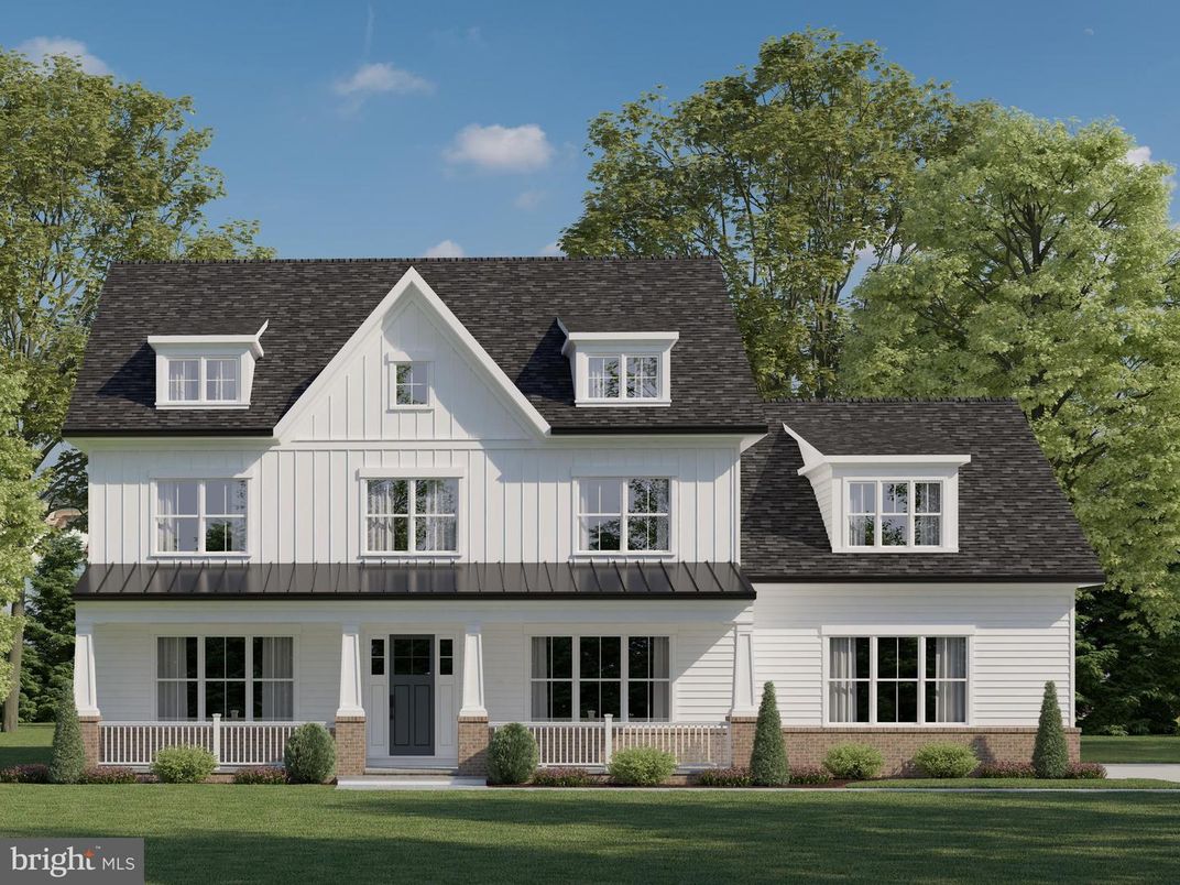 Exterior, Facade, Farmhouse