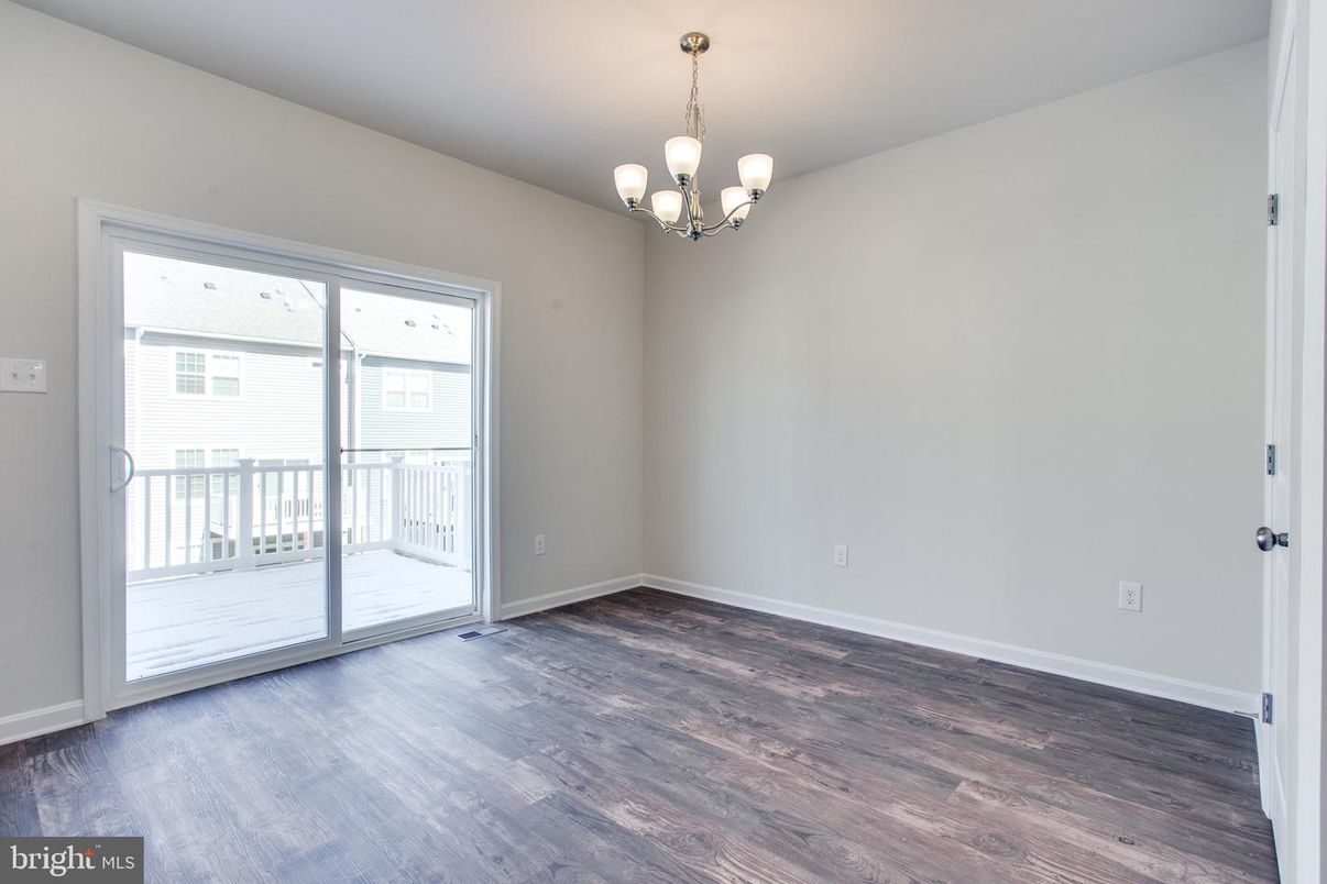 Chandelier, Empty room, Interior, Wood Texture Flooring