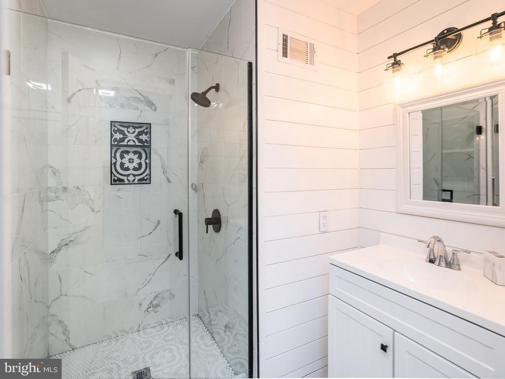 Bathroom, Glass Shower, Interior, Marble Walls