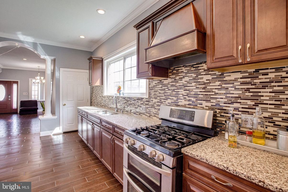 Chandelier, Interior, Kitchen, Pendant Lights, Recessed Lighting, Wood Texture Flooring