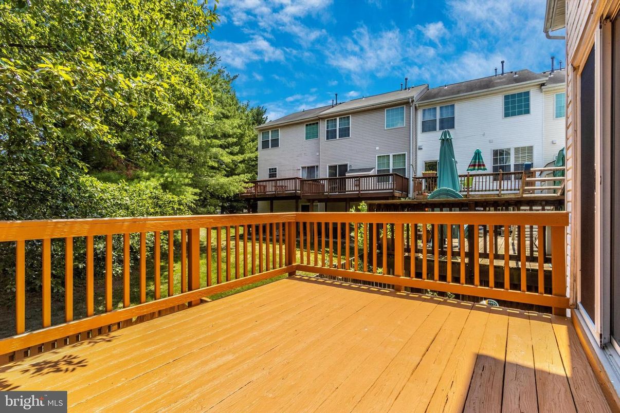 Exterior, Wood Texture Flooring