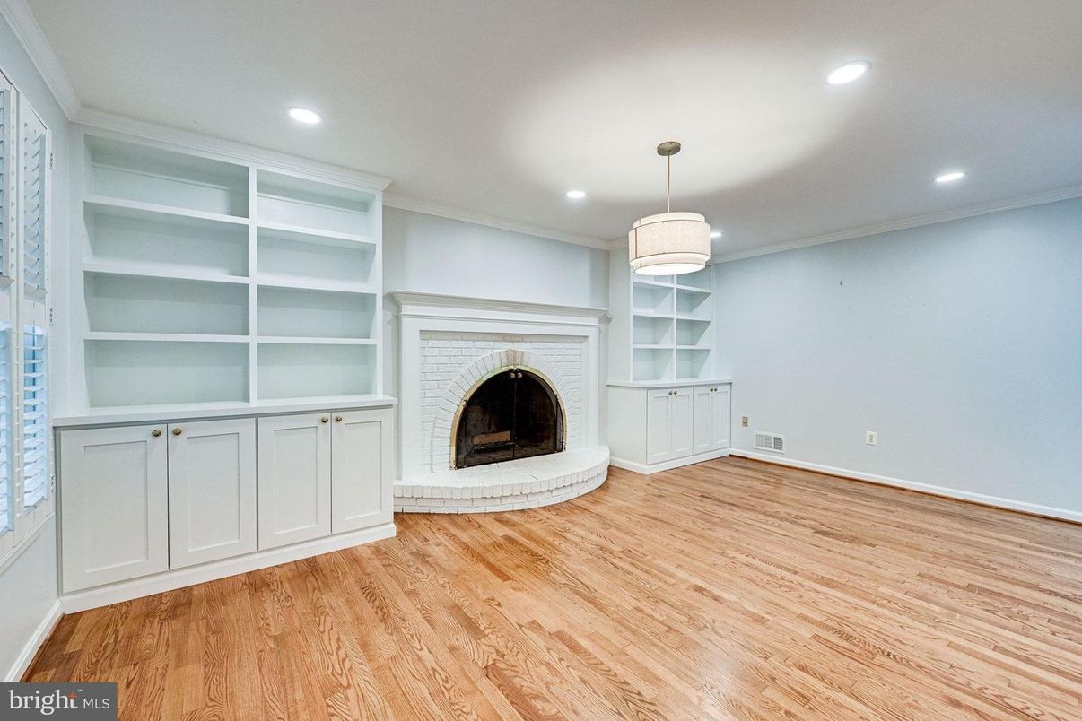 Empty room, Fireplace, Interior, Recessed Lighting, Wood Texture Flooring