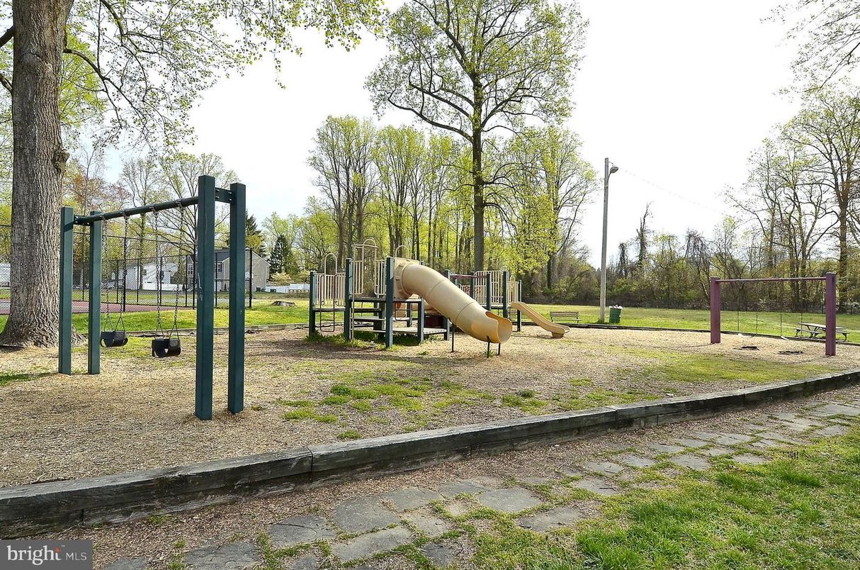 Backyard, Exterior, Playground