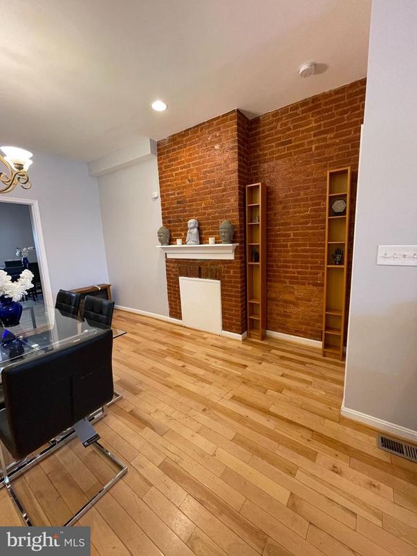 Home Office, Interior, Recessed Lighting, Stone Walls, Wood Texture Flooring