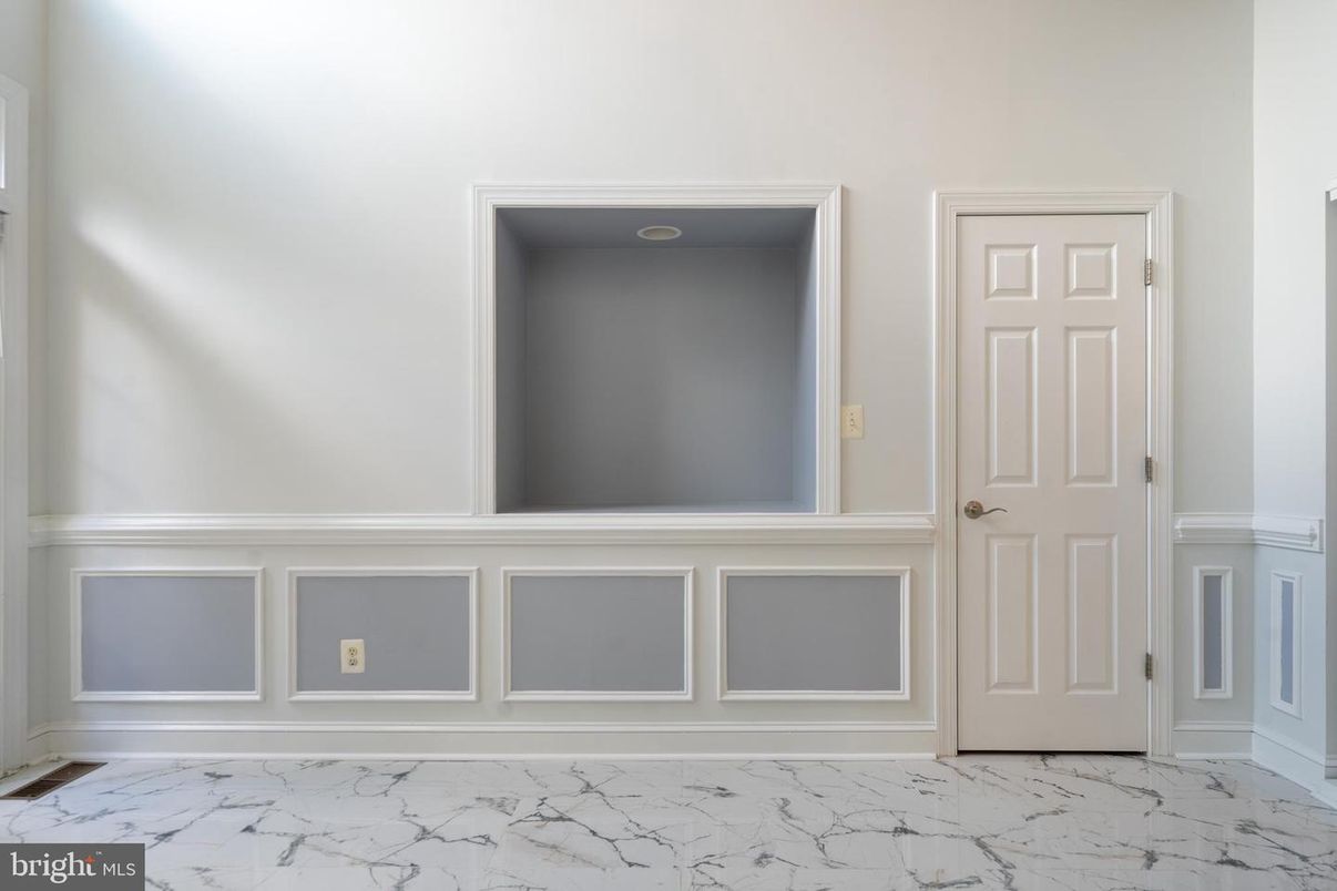 Interior, Marble