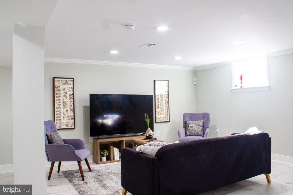 Interior, Living room, Marble, Recessed Lighting