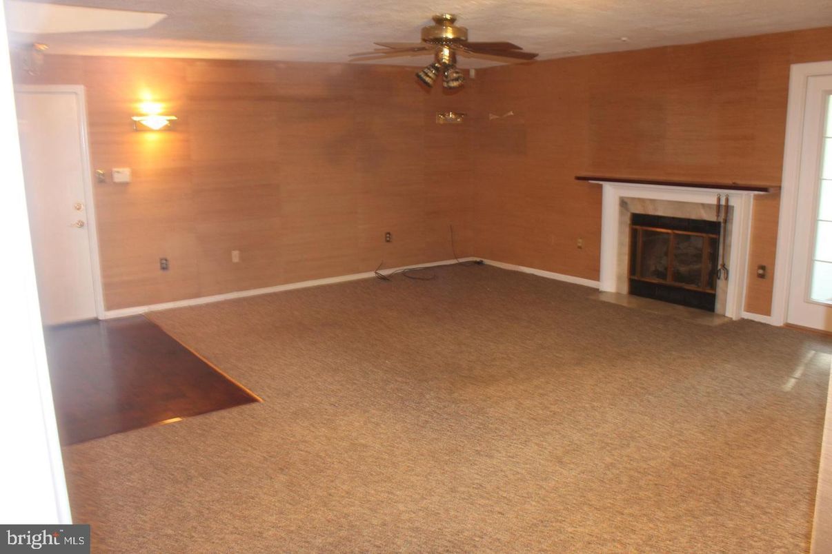 Empty room, Fireplace, Interior