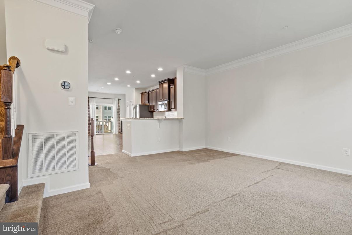 Empty room, Interior, Kitchen, Recessed Lighting