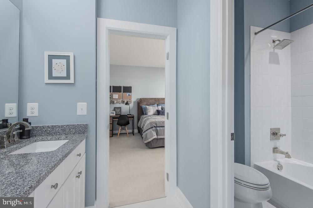 Bathroom, Bedroom, Interior