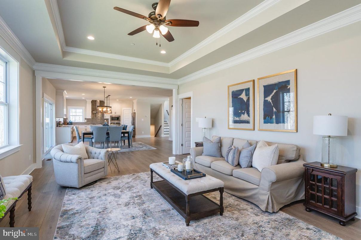 Dining room, Interior, Kitchen, Living room, Pendant Lights, Recessed Lighting, Wood Texture Flooring