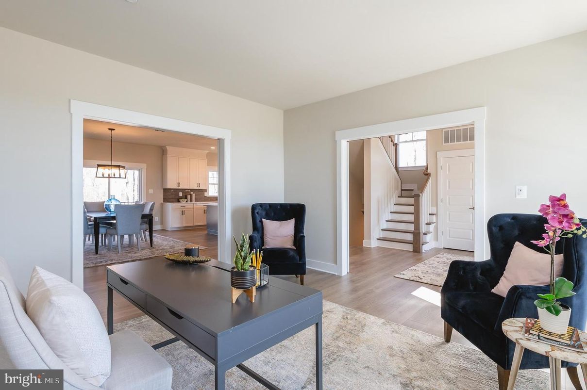 Dining room, Interior, Kitchen, Pendant Lights, Wood Texture Flooring