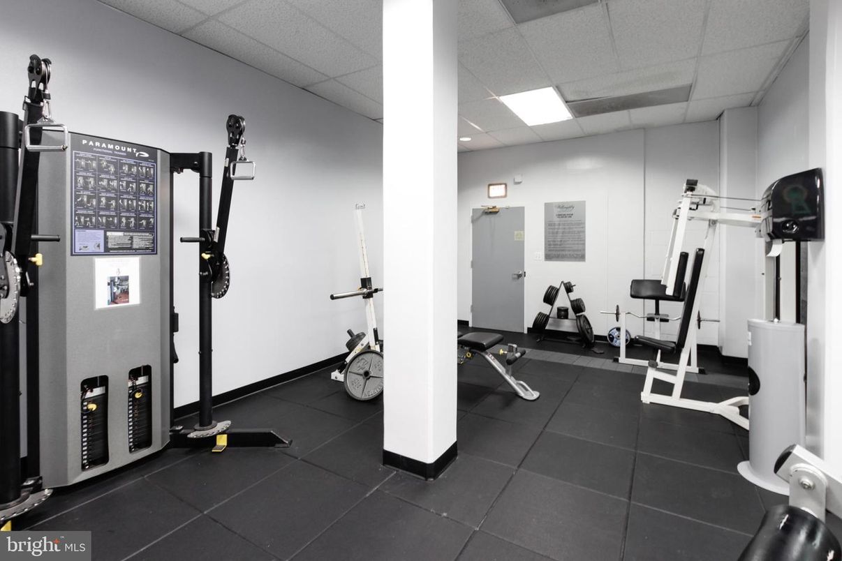 Fitness Equipment, Interior, Recessed Lighting