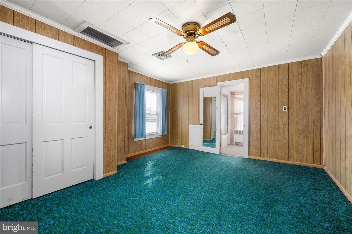 Empty room, Interior, Wooden Walls