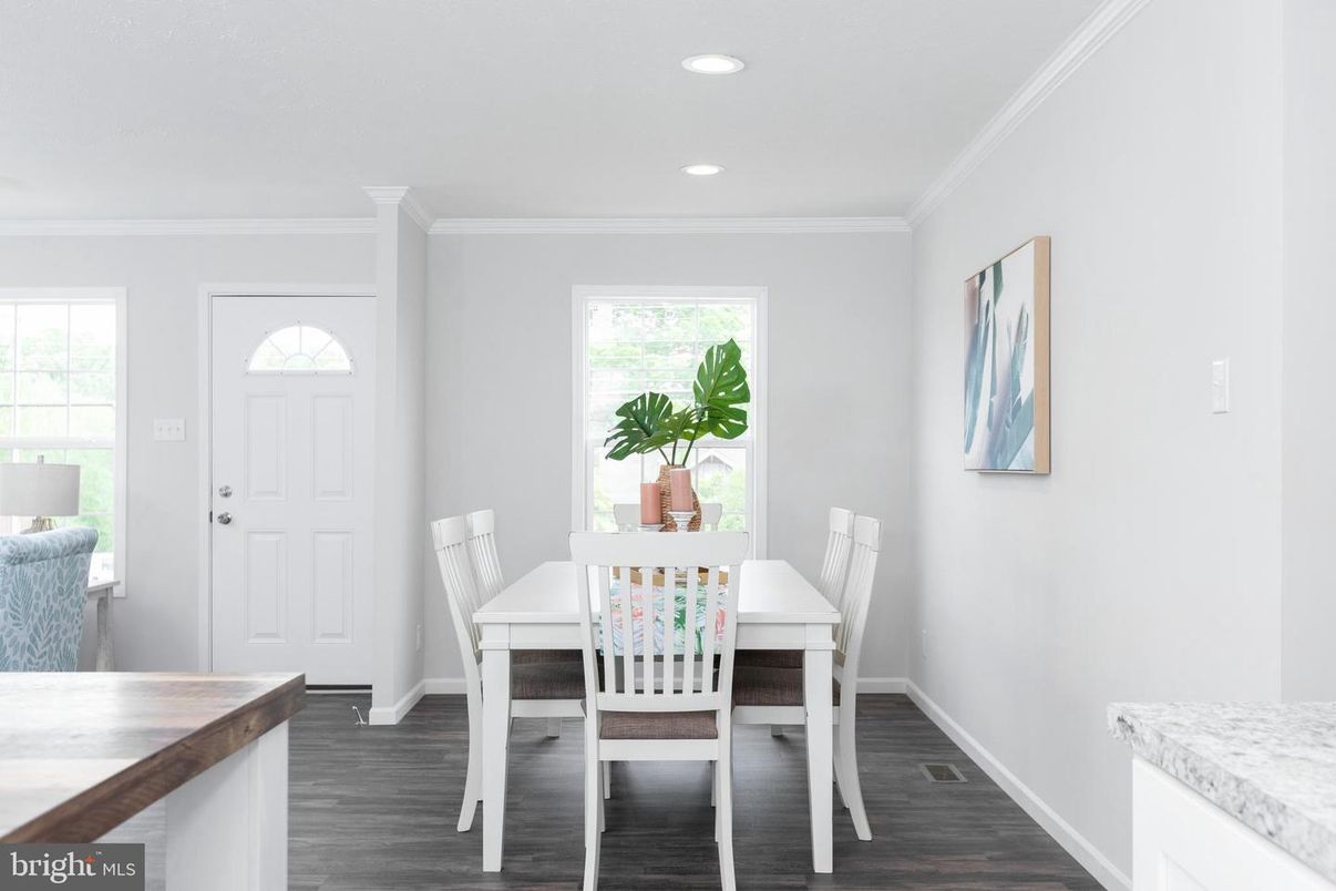 Dining room, Interior, Recessed Lighting, Wood Texture Flooring