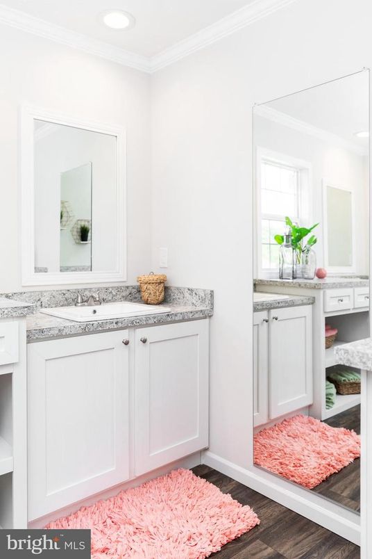 Bathroom, Interior, Recessed Lighting, Wood Texture Flooring