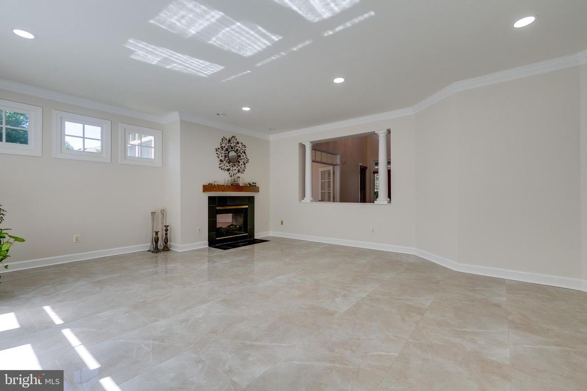 Empty room, Fireplace, Interior, Recessed Lighting
