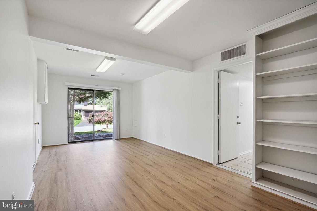 Empty room, Interior, Wood Texture Flooring