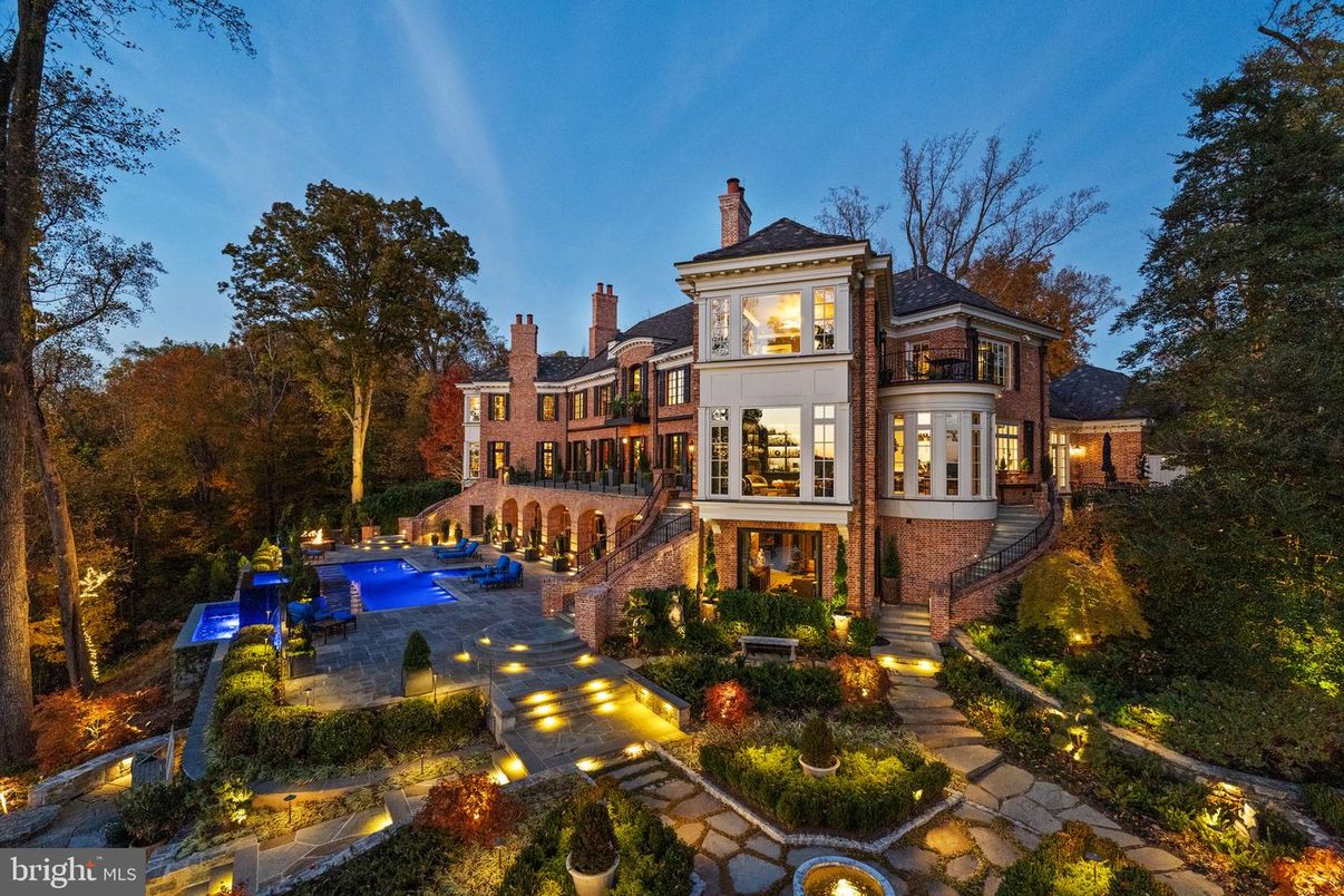 Exterior, Facade, Brick Facade, Pool, French Provincial