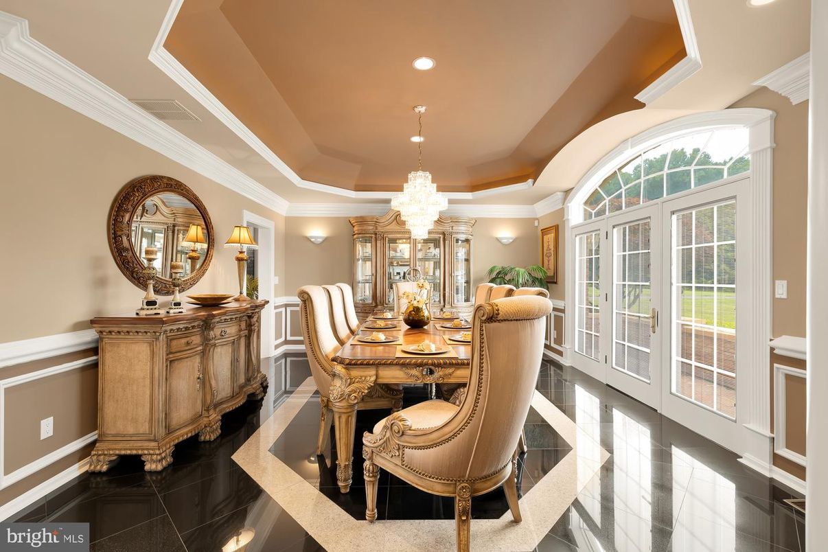 Chandelier, Dining room, Interior, Recessed Lighting