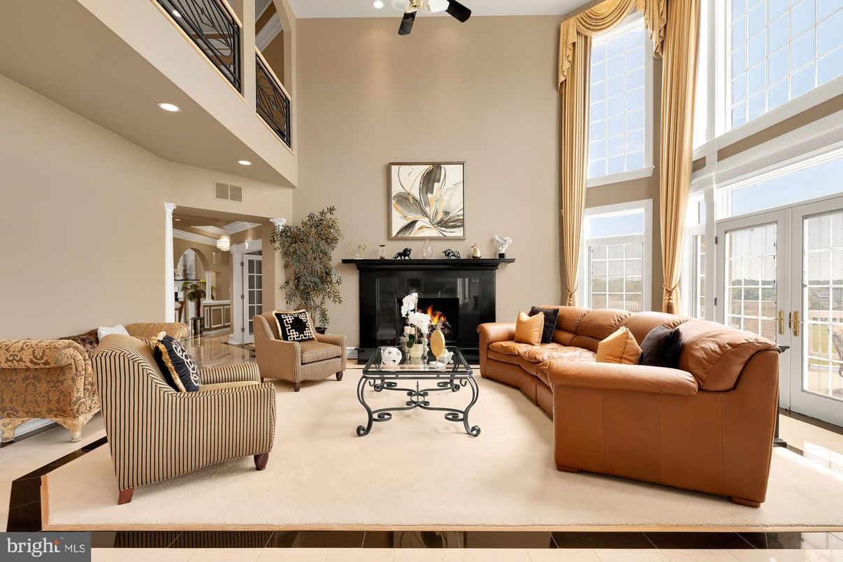 Fireplace, Interior, Living room, Recessed Lighting