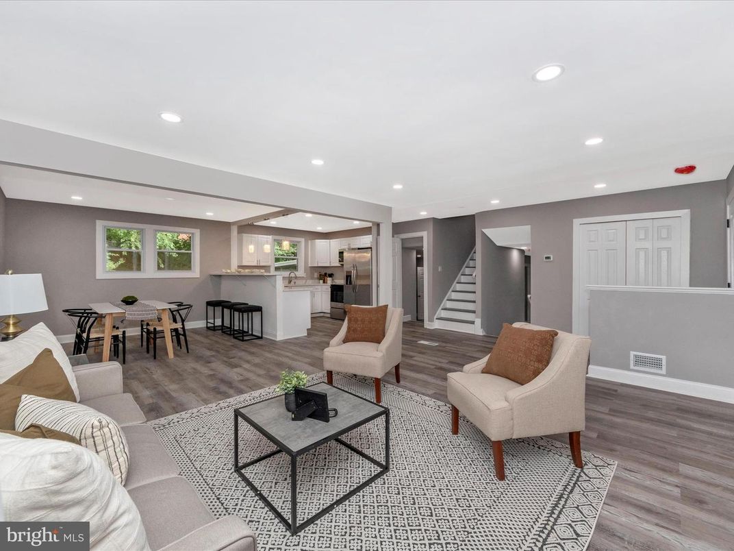 Dining room, Interior, Kitchen, Living room, Recessed Lighting, Wood Texture Flooring