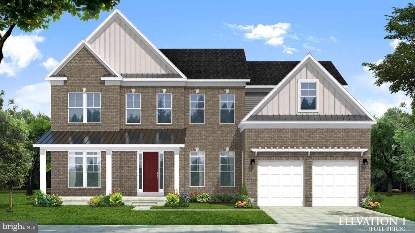 Attached, Exterior, Facade, Brick Facade, Brick Traditional