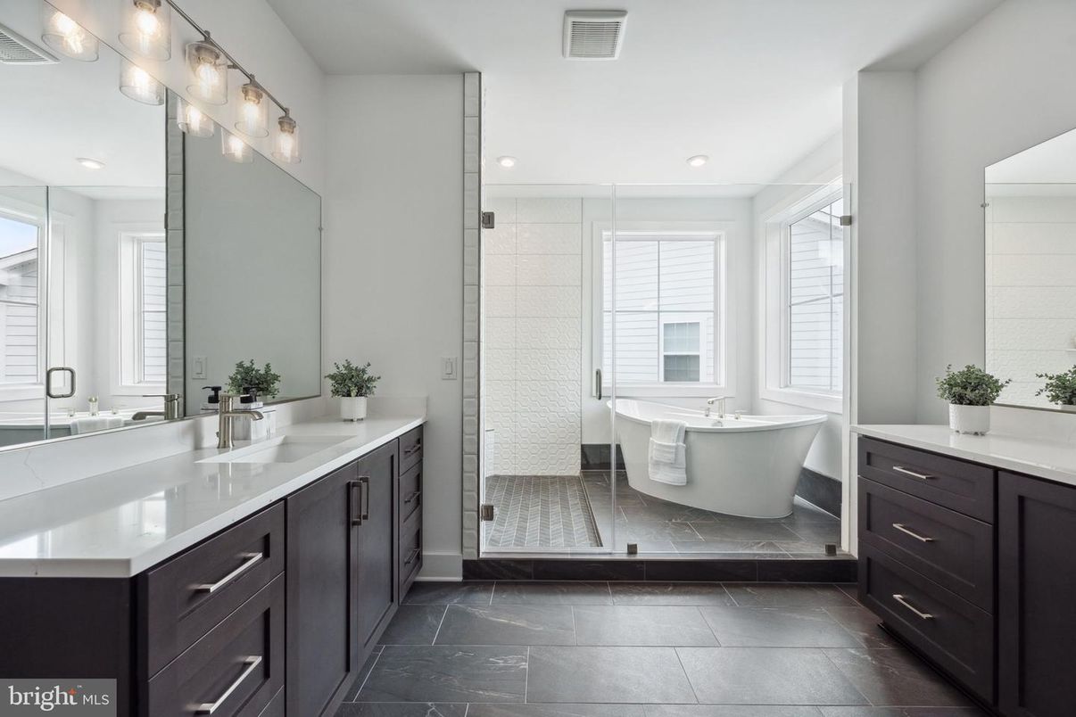 Bathroom, Dual Sink Vanities, Free Standing Baths, Glass Shower, Interior, Recessed Lighting