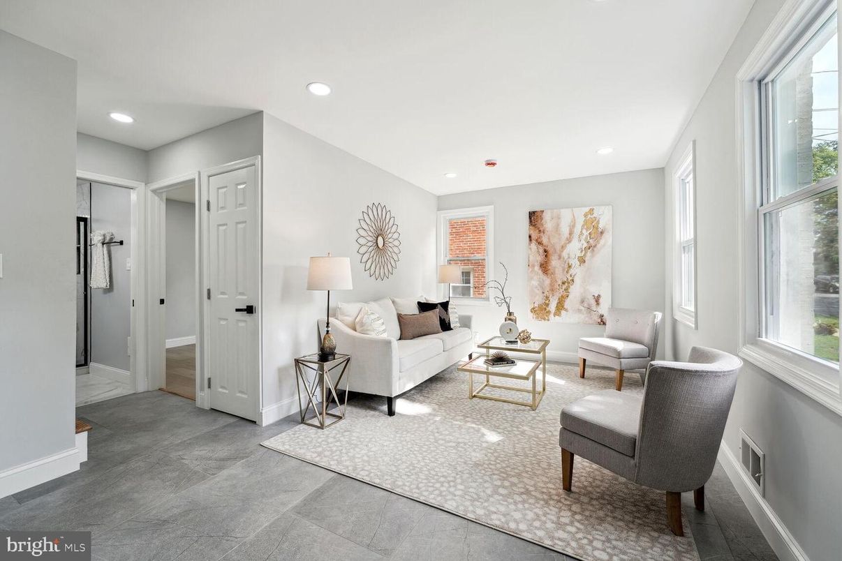 Interior, Living room, Recessed Lighting