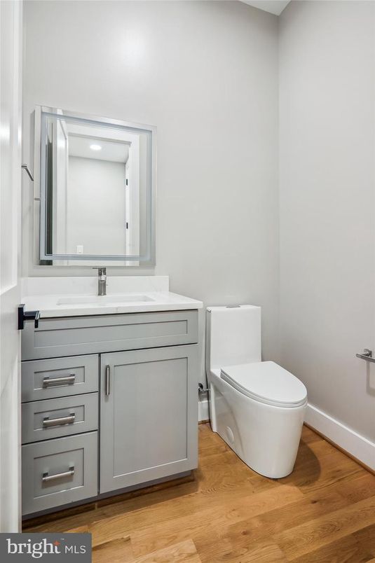 Bathroom, Interior, Recessed Lighting, Wood Texture Flooring