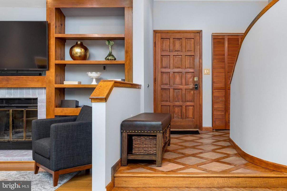 Fireplace, Interior