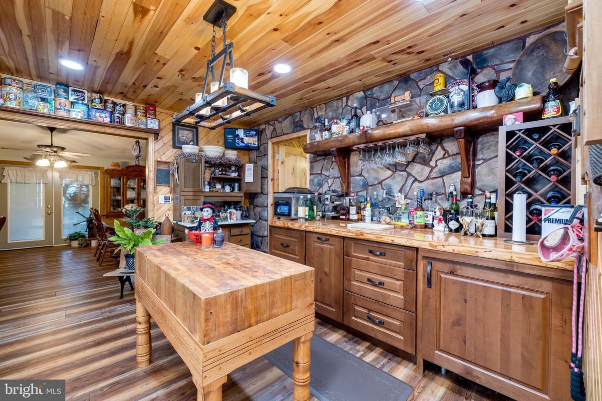 Interior, Kitchen, Recessed Lighting, Stone Walls, Wooden Ceilings, Wood Texture Flooring