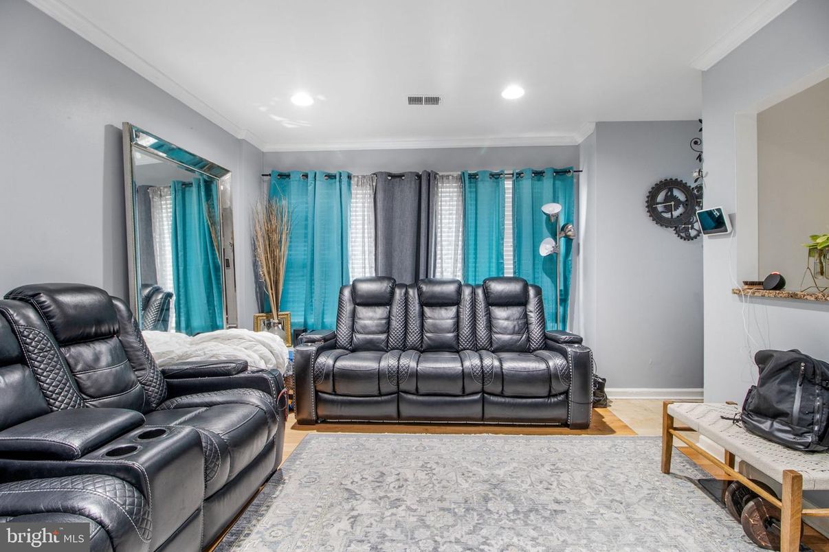 Home Theatre Room, Interior, Recessed Lighting, Theatre Room, Wood Texture Flooring