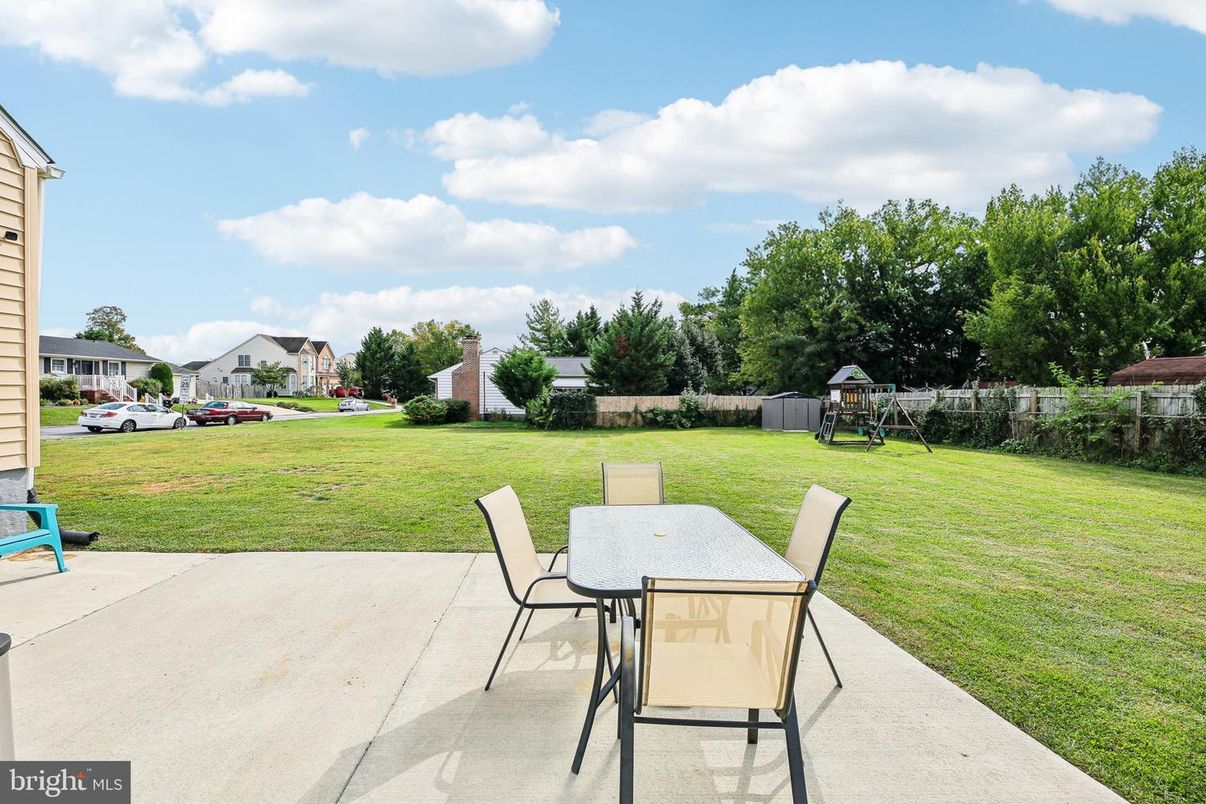 Backyard, Exterior, Playground
