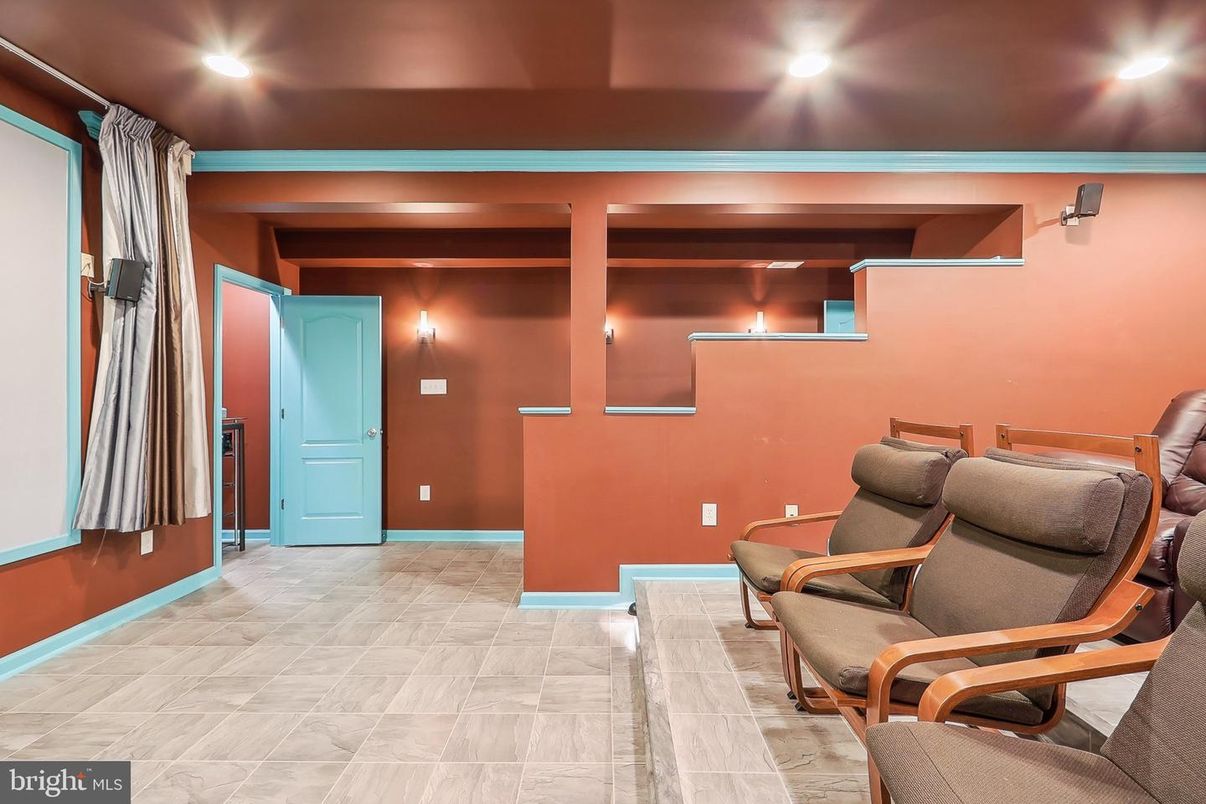 Interior, Recessed Lighting