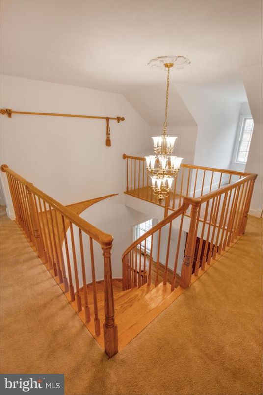 Chandelier, Interior