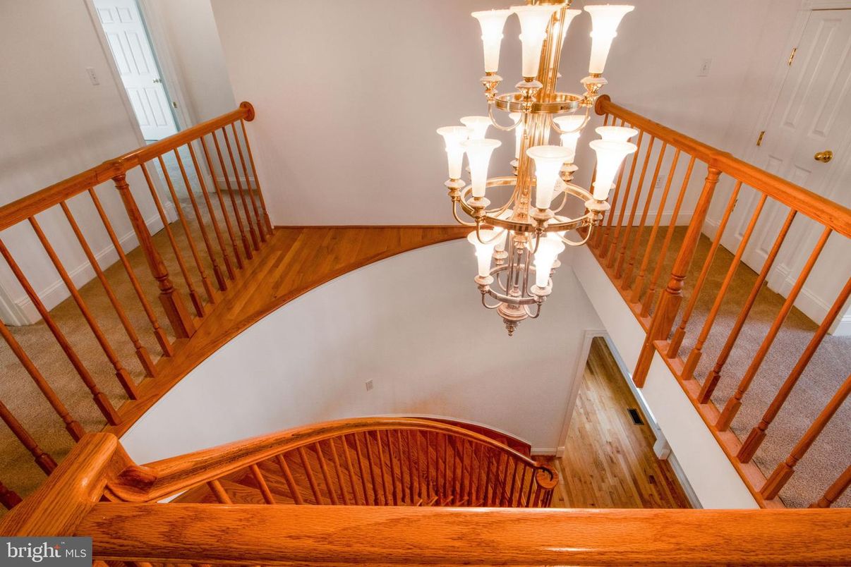 Chandelier, Interior