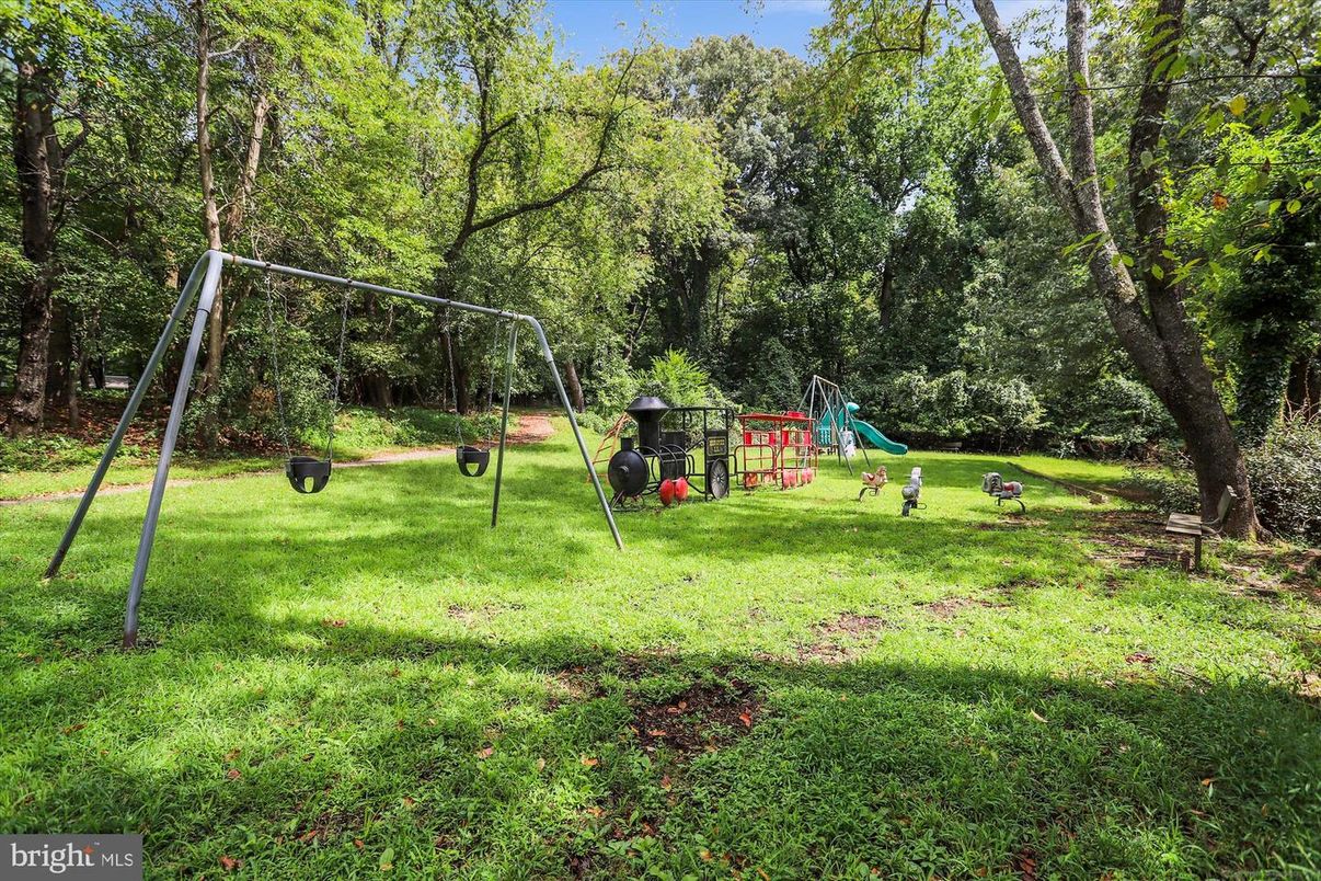 Backyard, Exterior, Playground