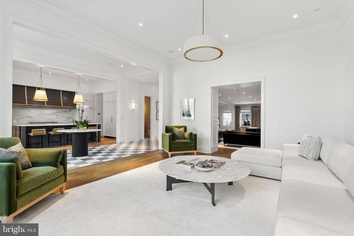Interior, Living room, Marble Walls, Pendant Lights, Recessed Lighting, Wood Texture Flooring