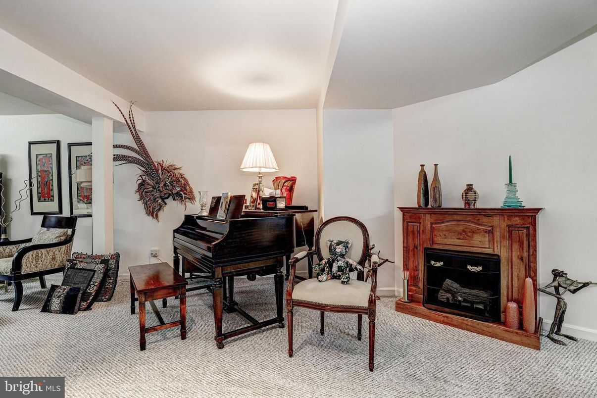 Fireplace, Interior, Piano