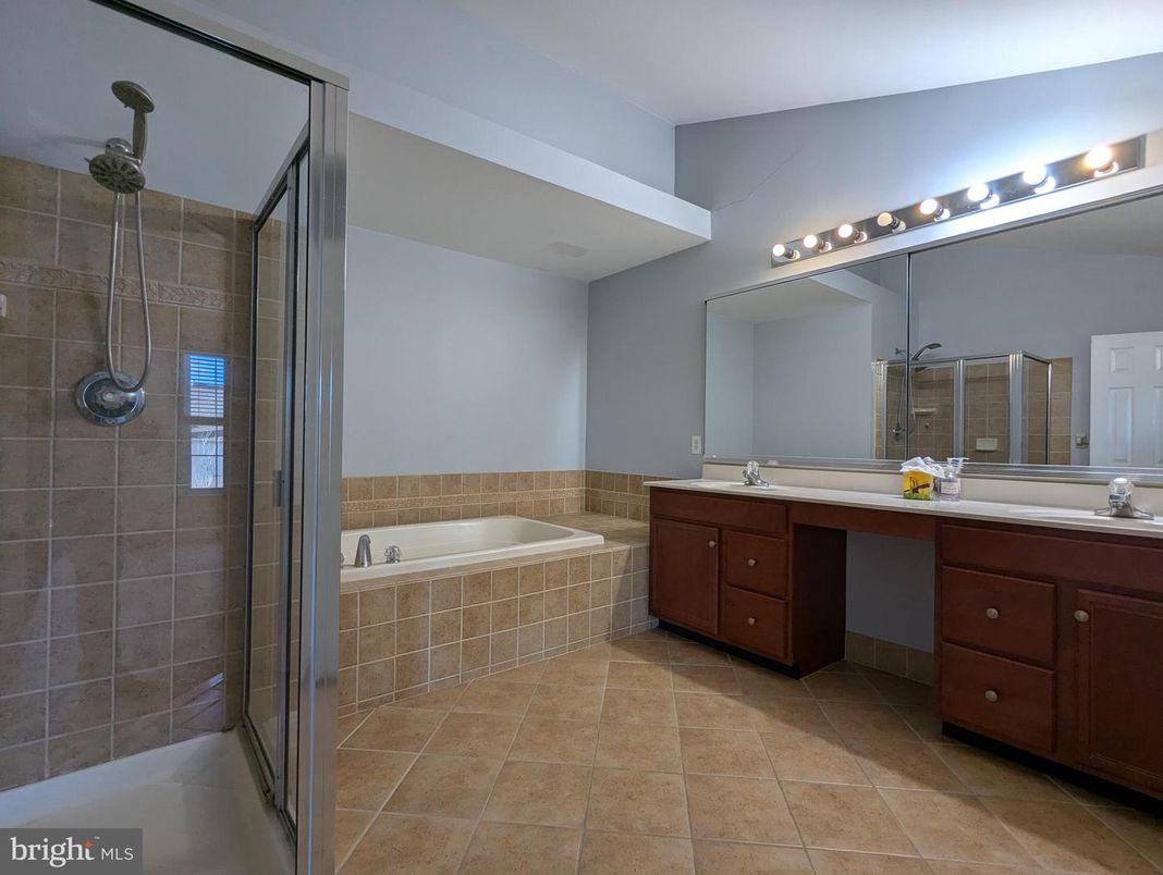 Bathroom, Dual Sink Vanities, Glass Shower, Interior