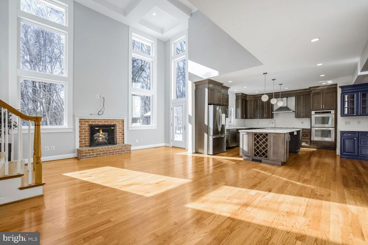 Fireplace, Interior, Kitchen, Pendant Lights, Recessed Lighting, Stainless Steel Appliances, Wood Texture Flooring