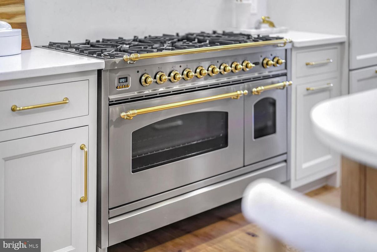 Interior, Kitchen, Stainless Steel Appliances