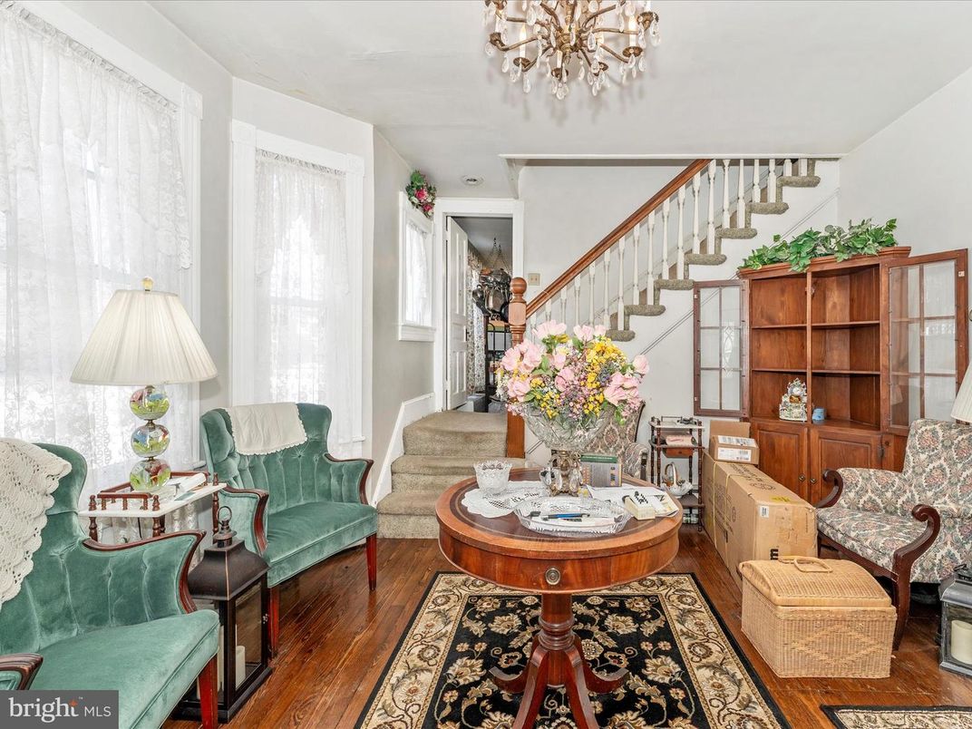 Chandelier, Interior, Living room, Wood Texture Flooring